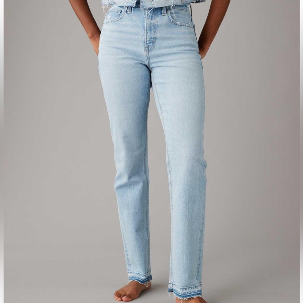 New American Eagle Stretch Super High-Waisted Straight Jean Sz 14 R (light blue)
